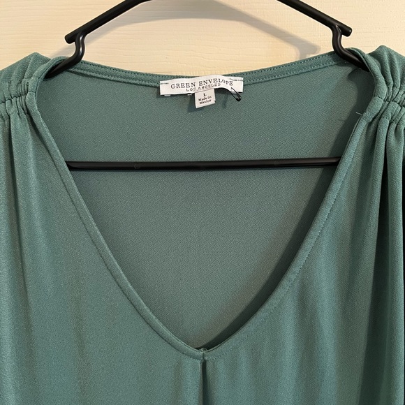 Green Envelope Blouse - Picture 3 of 5